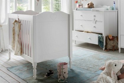 Emma von Infanskids - Babyzimmer-Set weiß im Landhaus-Stil