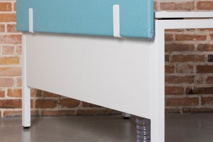 CS5040 von Nowy Styl - Schreibtisch weiß mit Blenden