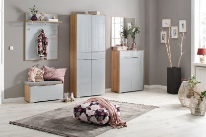 Luxor von Maja Möbel - Garderobe in Riviera Eiche/ Glas seidengrau