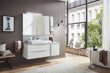 Modern life von puris - Badezimmer in Weiß matt
