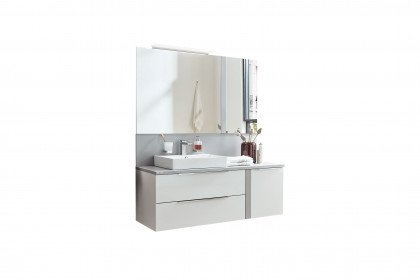 Modern life von puris - Badezimmer in Weiß matt