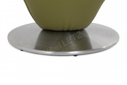 6014 von K+W Formidable Home Collection - Armlehnstuhl in Leder olive, drehbar