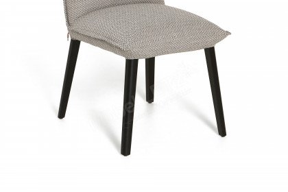 Soft von Mobitec - Stuhl in Eiche schwarz matt & Flachgewebe silver