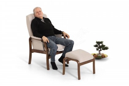 Solveig von Skandinavische Möbel - Einzelsessel mit Hocker natur
