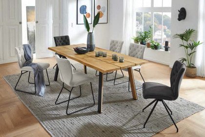 Opus von Niehoff Sitzmöbel - Design-Tisch mit natürlichen Baumkanten