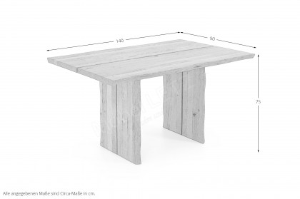 Oviedo von Schösswender - Esstisch in Wildeiche, mit Mittelfuge & Baumkanten