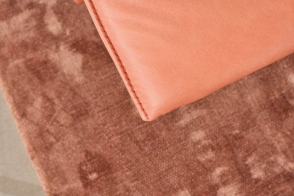 1052 von Himolla - Polstergarnitur Ausführung rechts flamingo