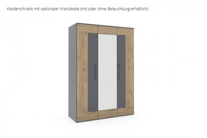 cadre.plus von Röhr-Bush - Kleiderschrank 3-türig mit Spiegel