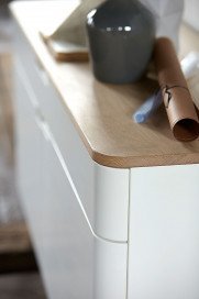 Amalfi von Skandinavische Möbel - Sideboard mit weiß/ Eiche