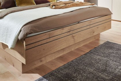 Maruna von MONDO - Schlafzimmermöbel Eiche rot-braun - sand