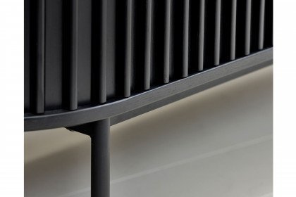Sinara von Skandinavische Möbel - Sideboard in Eiche furniert schwarz