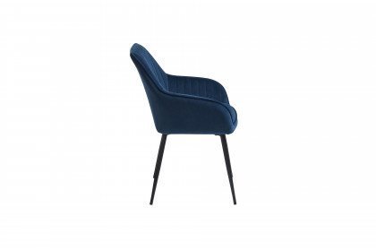 Melfort von Skandinavische Möbel - Esszimmerstuhl im blauen Veloursbezug