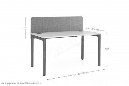 bspace von Nowy Styl - Schreibtisch mit Stoffpaneel