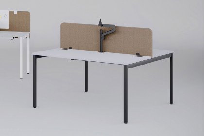 bspace von Nowy Styl - Doppel-Schreibtisch mit Stoffpaneel