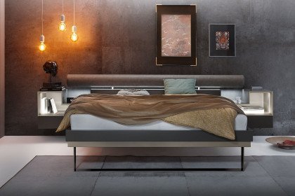 Tetrim von hülsta - Schlafzimmer in Grau mit Designelementen