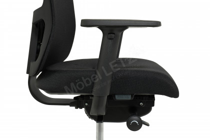 Utila Pro von Nowy Styl - Home-Office-Stuhl mit 3D-Armlehnen