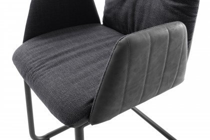 Dax von MCA - Stuhl mit Schwinggestell in Schwarz
