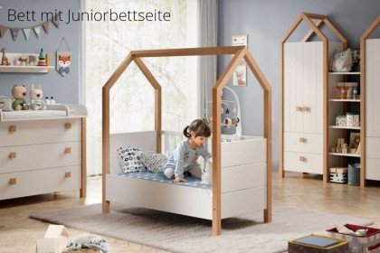 Beach von BEGABINO - Pfosten-Babybett mit Dach teilmassiv weiß/ Birke