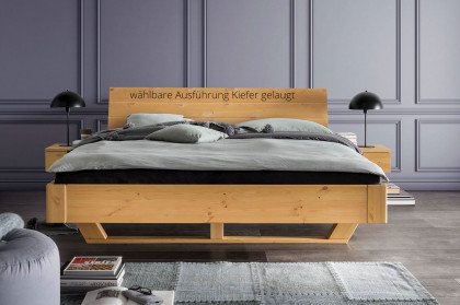 Kiel von Wohnglücklich - Bett Kiefer massiv weiß auf Holzkufen