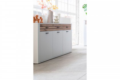 Mantena von MCA - Sideboard in Modern white mit Viking Oak