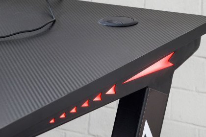 mcRacing Gaming Desk von MCA - Zockertisch mit Tischplatte im Carbon-Look