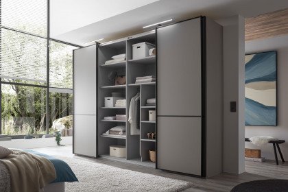 Boston von Wiemann - Schrank mit Synchronöffnung und Vollausstattung