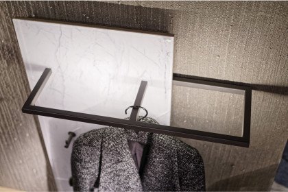 Vtektura coming von Voglauer - Garderobe in Alteiche rustiko/ Firneis white
