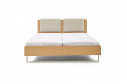 Kara-Frame-S von Musterring - Bett Furnier Eiche sand mit Kufen