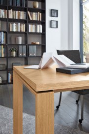 Kara-Frame von Musterring - Büroensemble mit Auflagen-Schreibtisch