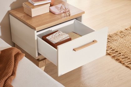 Stiene von Paidi - Nachtkommode cashmere-beige - Eiche massiv