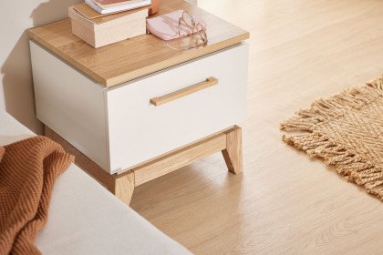 Stiene von Paidi - Traumliege mit gepolstertem Kopfteil beige - Eiche - blau