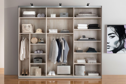 Phoenix von Wiemann - Schrank Front mit 3 Feldern Havanna-Glas