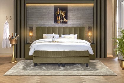 Chandon von Serta - Boxspringbett in Oil Green