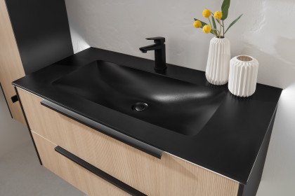 Riana von Musterring - Badezimmer in Linea Eiche & schwarz matt