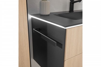 Riana von Musterring - Badezimmer in Linea Eiche & schwarz matt