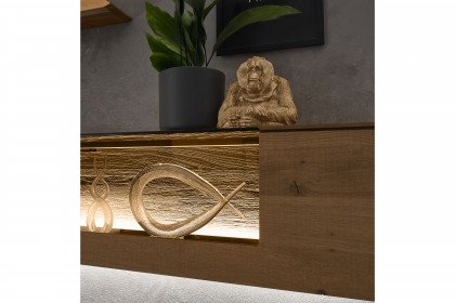 Trevio von Musterring - Wohnwand V24 Kerneiche massiv/ anthrazit/ Glas