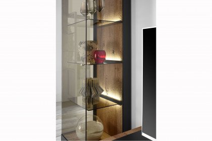 Trevio von Musterring - Wohnwand V26 Kerneiche massiv/ anthrazit/ Glas