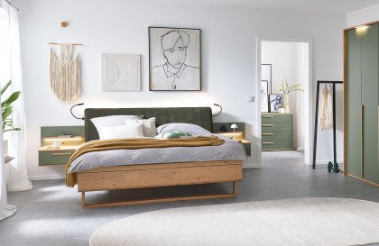 Malin von Musterring - Kufenbett Balkeneiche/ jungle green