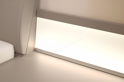 San-Diego-sleeping von Musterring - Schlafzimmer mit Beleuchtung weiß-grau