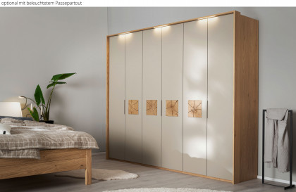 Multiline von SCHÖNER WOHNEN - Kleiderschrank mit Quadrateinsatztüren