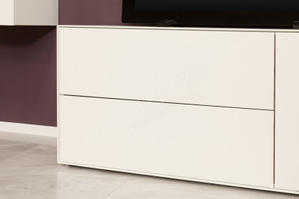 Yonna von SCHÖNER WOHNEN - Wohnwand Kerneiche natur inklusive Beleuchtung