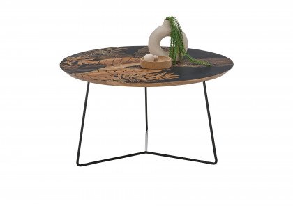 Mirandela von A Better Place - Couchtisch Mangoholz mit Aufdruck