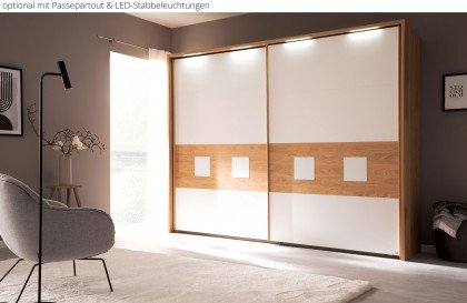 Multiline von SCHÖNER WOHNEN - Schwebetürenschrank mit Quadratabsetzungen