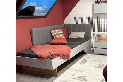 ZE+ von Rudolf - Bett mit Sockel 90x200 cm inklusive Kopf- und Rückenpolster