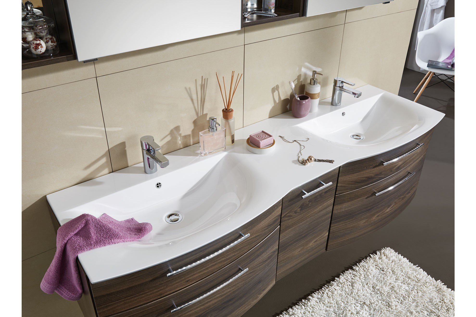 Linea von puris - Badezimmer in Ulme Linea von puris - Badezimmer in Ulme