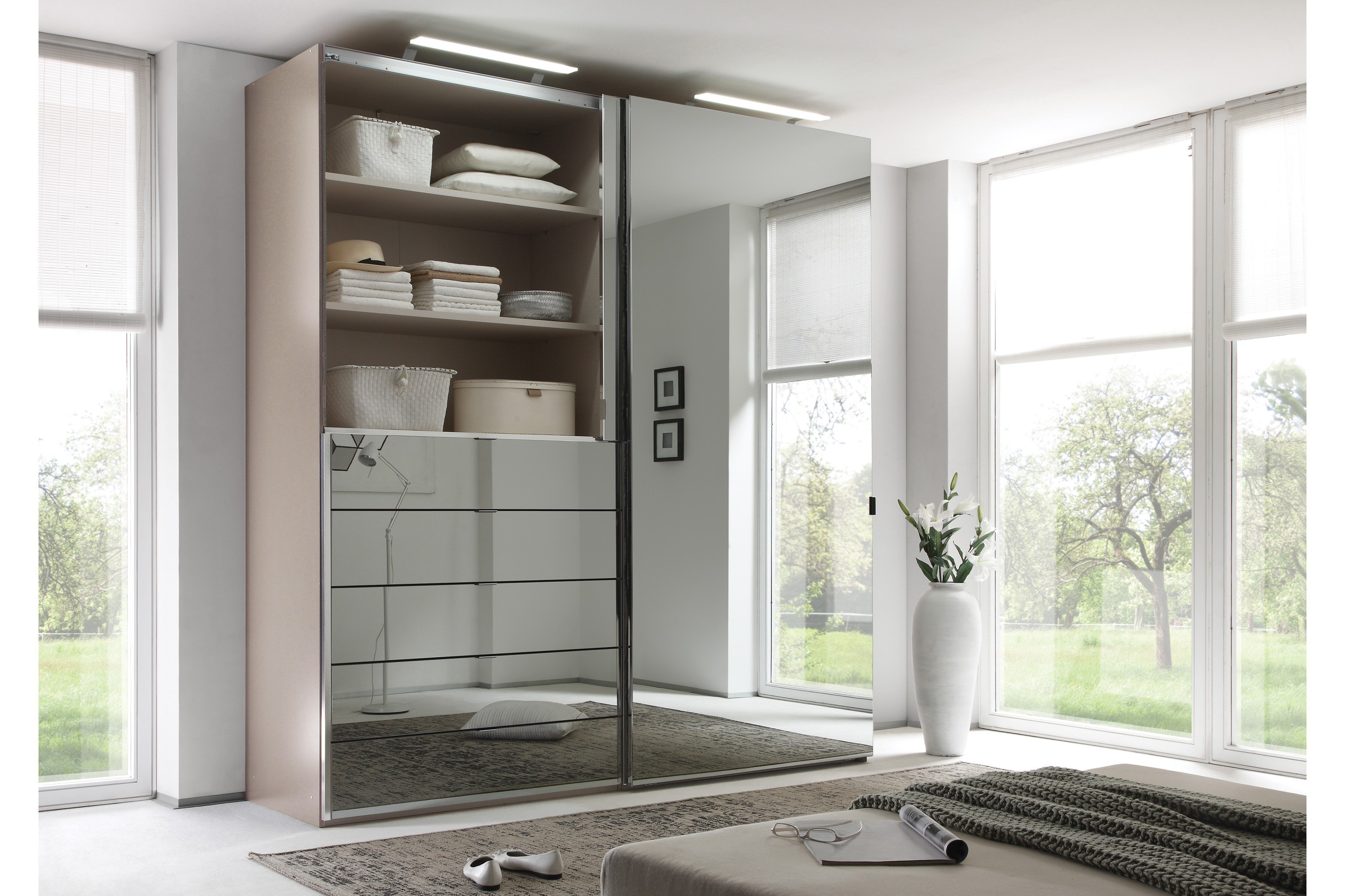 Staud Media Kleiderschrank mit TV-Fach | Möbel Letz - Ihr Online-Shop Staud Media Kleiderschrank mit TV-Fach | Möbel Letz - Ihr Online-Shop