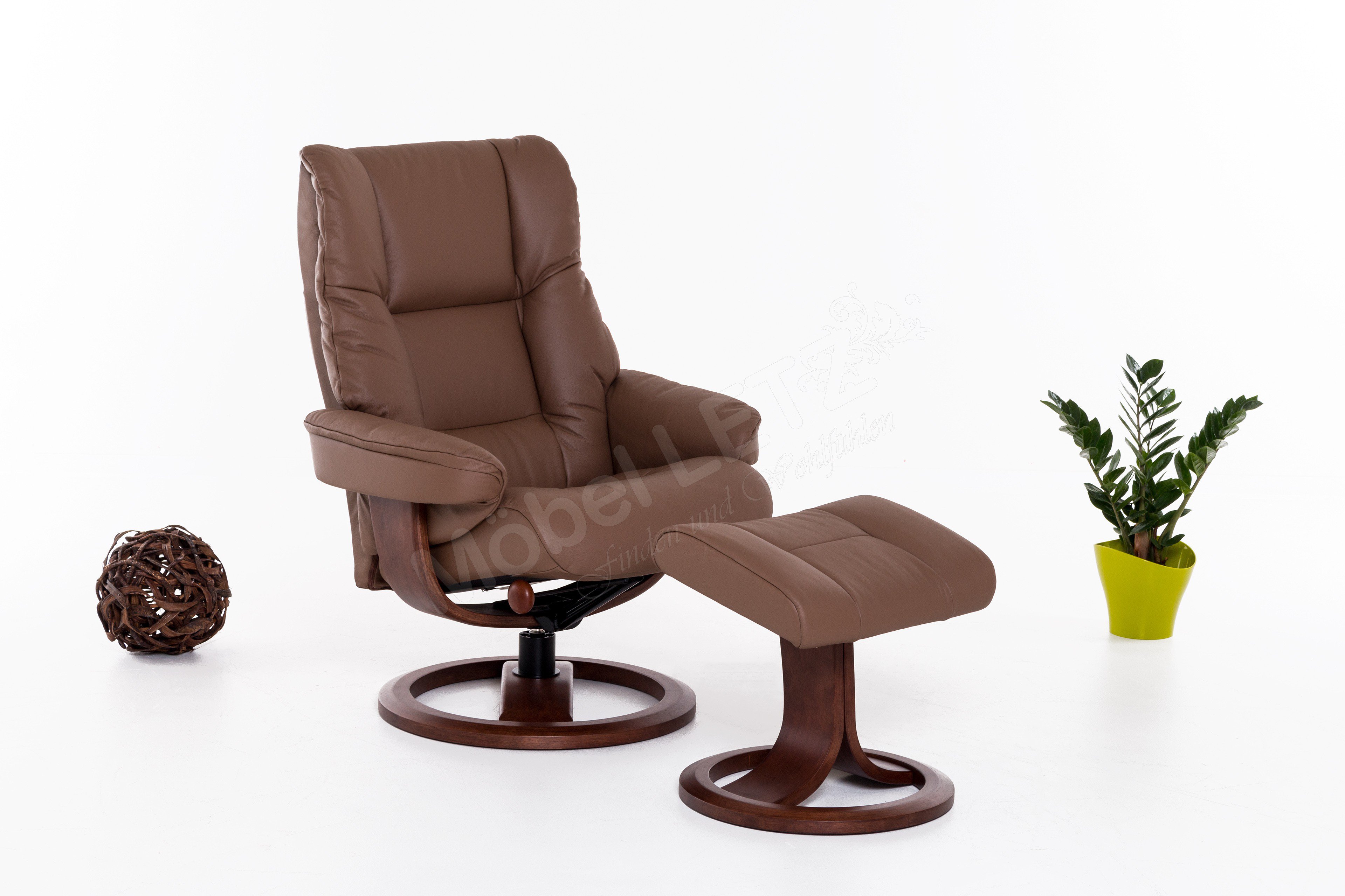 IMG Comfort Freya Relaxsessel in Braun Möbel Letz Ihr