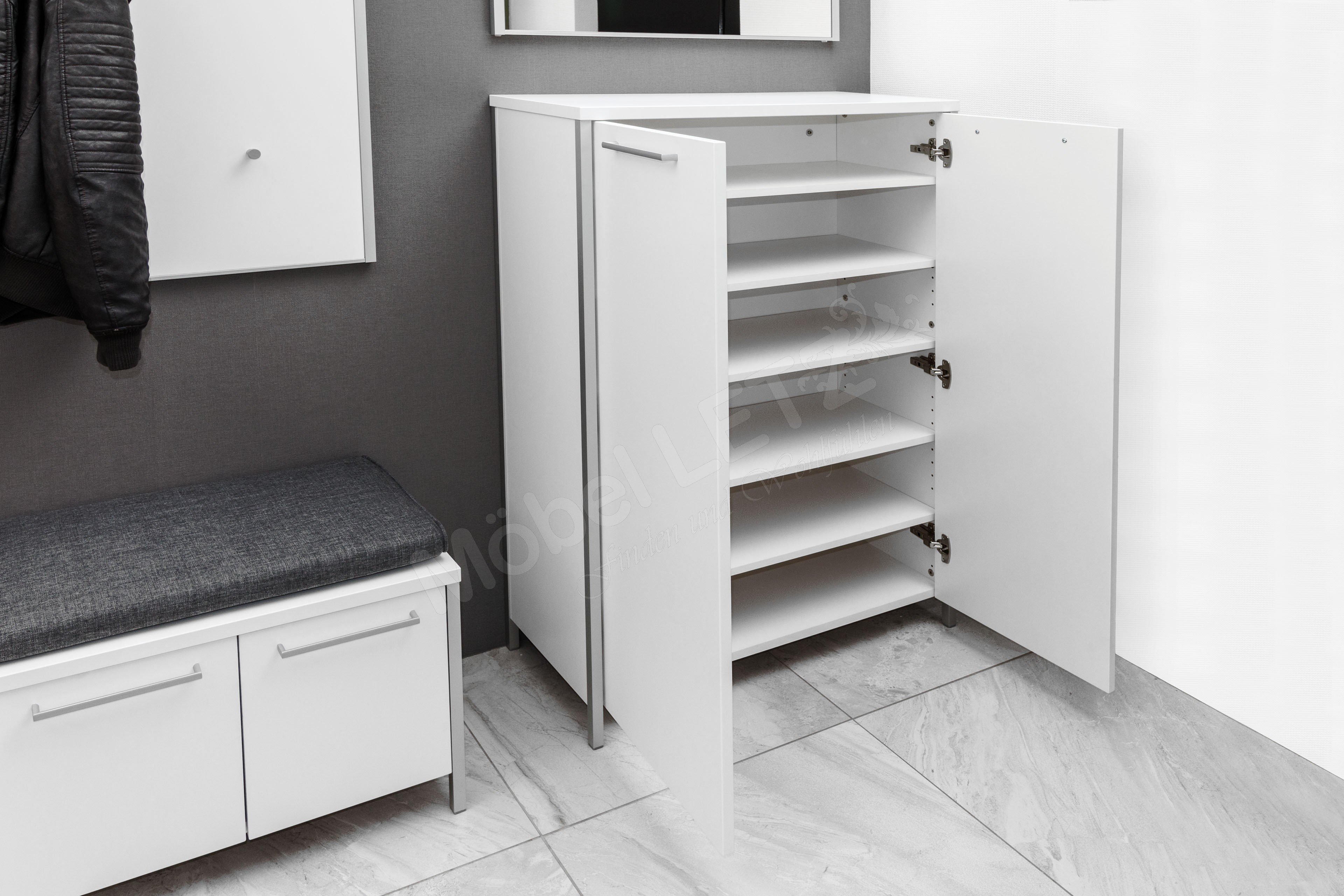 garderobe weiß lack