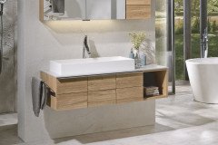 Vmontanara von Voglauer - Badezimmer in Wildeiche, lackiert