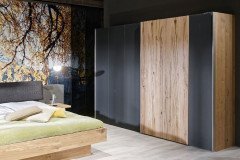 Valpin sleeping von Voglauer - Stummer Diener mit Stauraumkubus Eiche